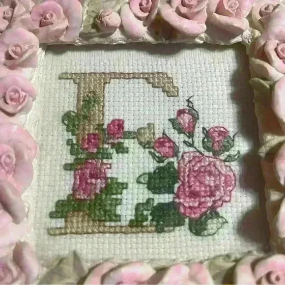 Square Resin Frame W/ Pink Roses Cream Colored Cross Stitch Letter E W/ Roses - Picture 4 of 7